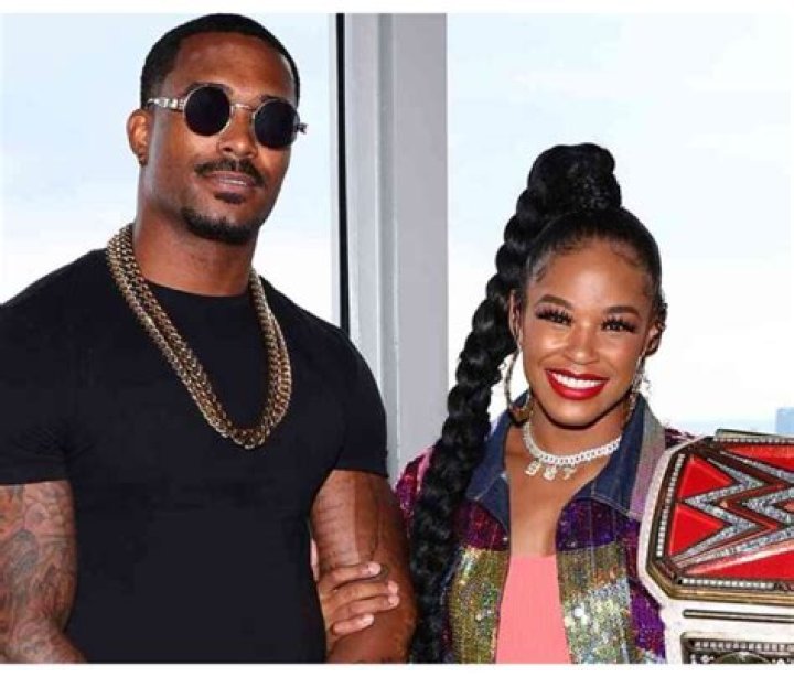 A Close Look Regarding Her Love Life On Instagram!