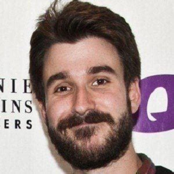 Adam Met (bassist) Wiki,Age,Birthday,Biography,Height,Net Worth ..