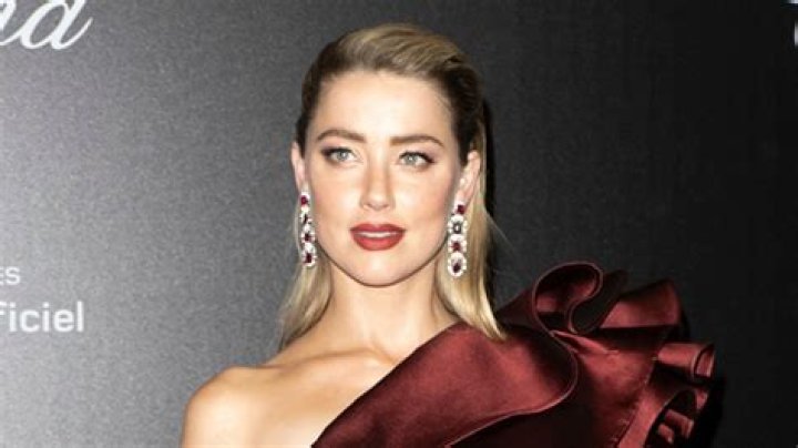 Amber Heard Shares Throwback Photo of Daughter Oonagh, Thanks Fans – Hollywood Life