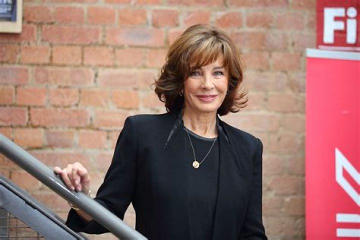 Anne Archer Net Worth | Celebrity Net Worth