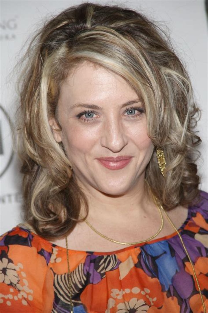 Bitty Schram - Bio, Age, Wiki, Facts and Family