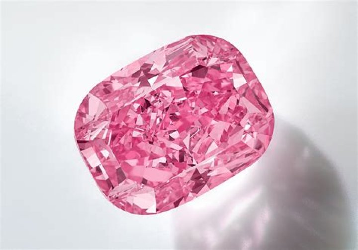 Buy A $39 Million Penthouse Get A Pink Diamond As A Bonus  