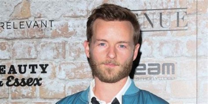 Christopher Masterson Net Worth | Celebrity Net Worth