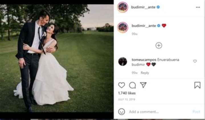 Croatian Forward Ante Budimir Salary and Net worth; Know his Family, Career, Relationship, Girlfriend