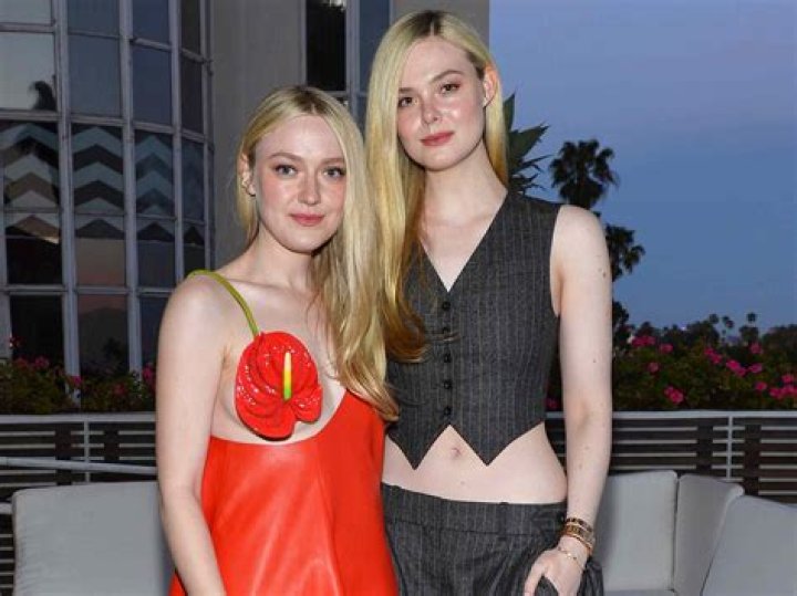 Dakota And Elle Fanning List San Fernando Valley Home For $2.7 Million
