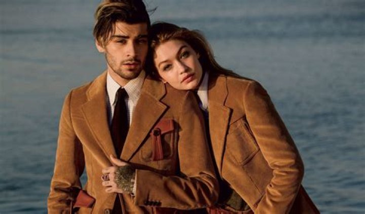 Gigi Hadid & Zayn Malik Are Sharing Passwords So They ‘Feel Safer’ In Their Romance