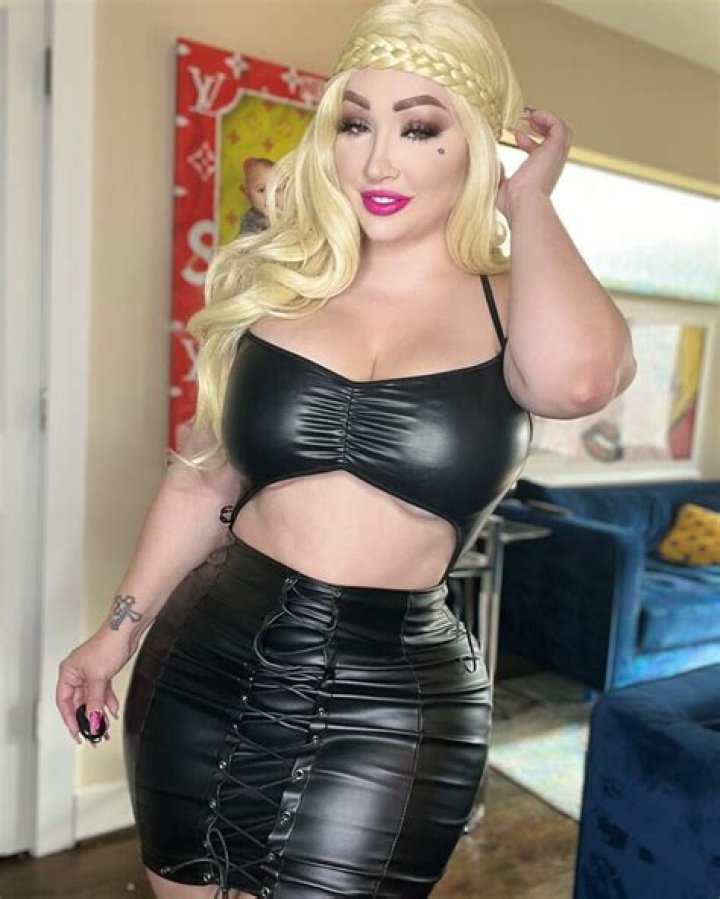 Iniko (singer) - Wikipedia, Age, Net Worth, Biography , Spotify, TikTok, Facebook, Facts and Family