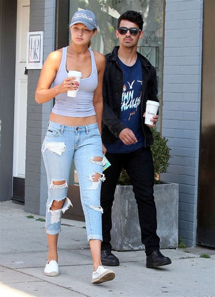 Joe Jonas & Gigi Hadid: His Romantic Christmas Engagement Plans