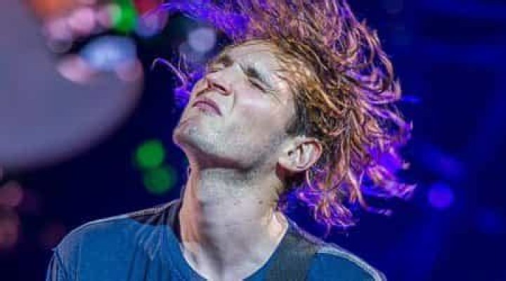 Josh Klinghoffer Height, Weight, Age, Girlfriend, Family, Facts, Biography