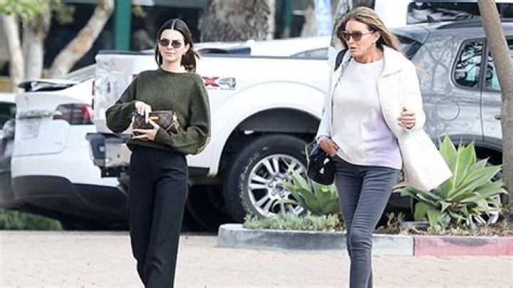 Kendall & Caitlyn Jenner Twin In Black As They Step Out For Malibu Lunch Date