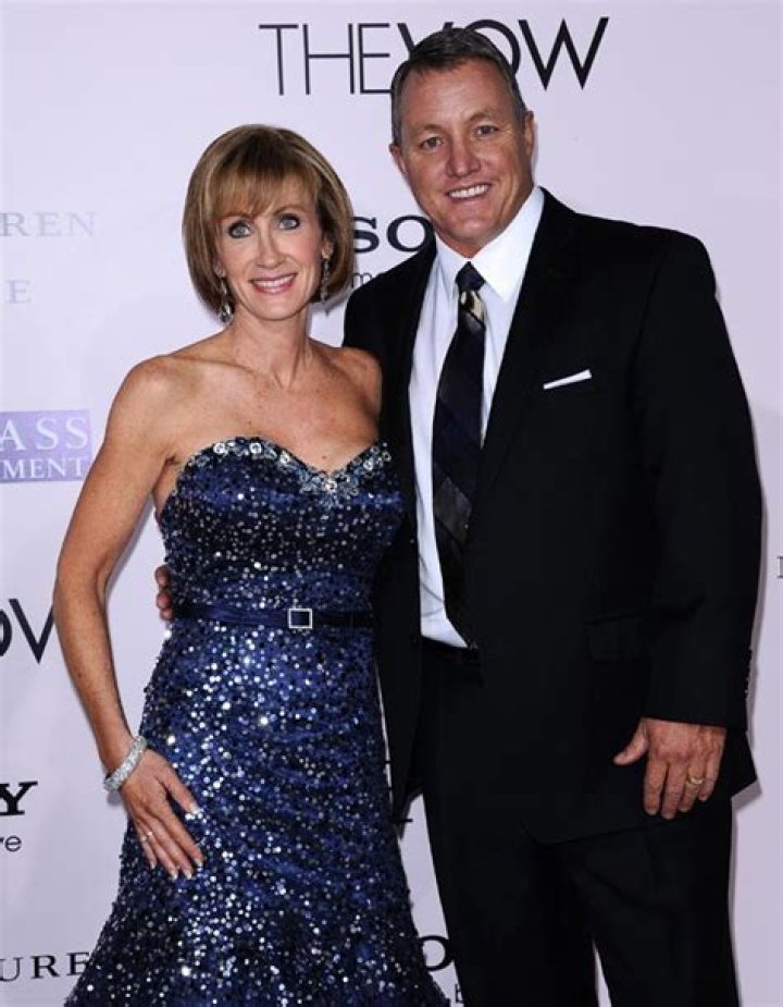 Kim & Krickitt Carpenter — The Real Couple That Inspired ‘The Vow’ – Hollywood Life