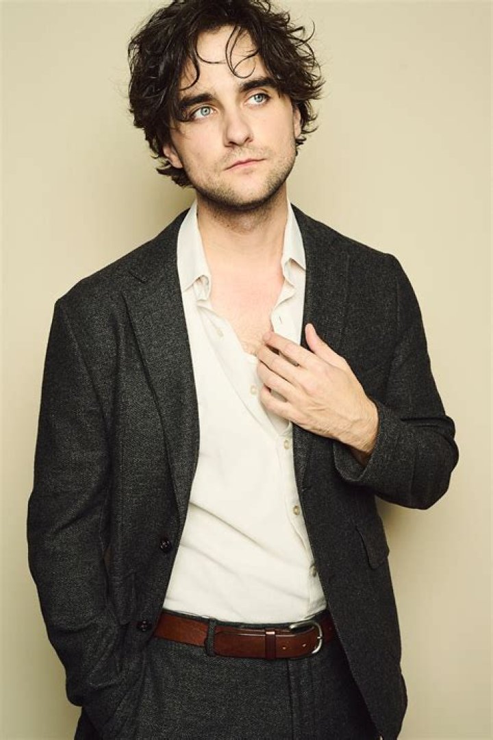 Landon Liboiron - Bio, Age, Wiki, Facts and Family