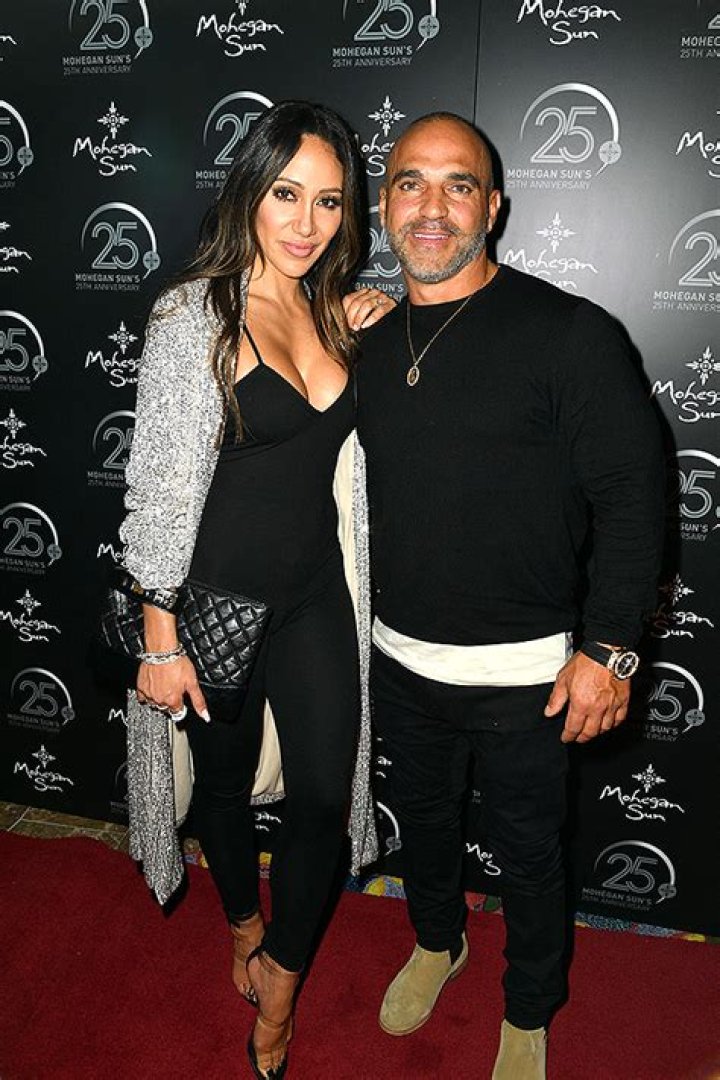 Melissa Gorga Rushes Joe Offstage During Comedy Skit In NYC – Hollywood Life