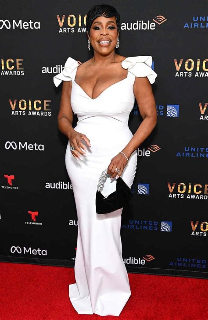 Niecy Nash Reveals How She Achieved ‘Peace Of Mind’ As Her Career Slowed Amid The Pandemic