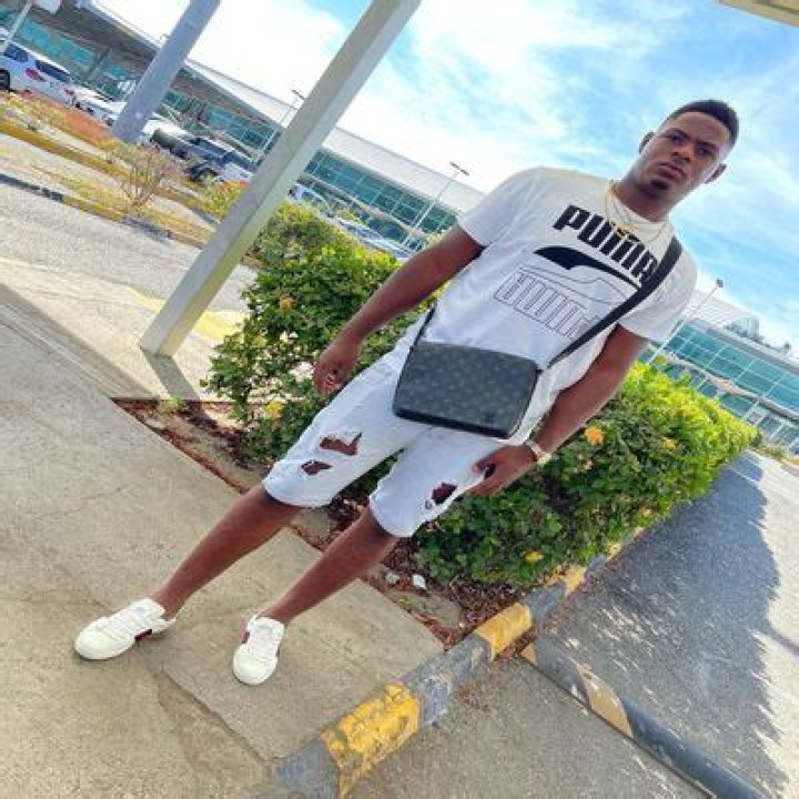 Oshane Thomas IPL Earnings and Salary (Bio, Age, Family, Girlfriend, Married, Stats, Height)