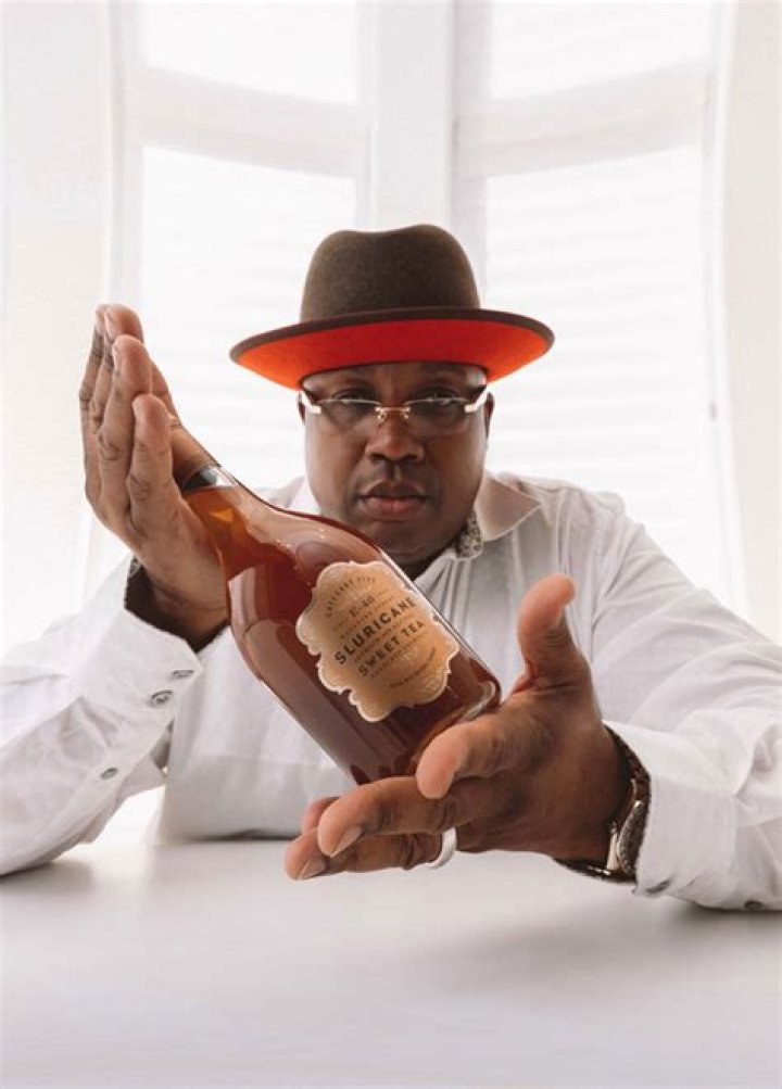 Rap Icon Turned Liquor Tycoon Due To Hustlin’ ‘Spirit’ – Hollywood Life