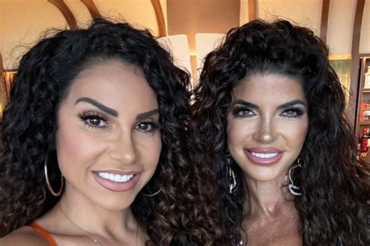 ‘RHONJ’s Jennifer Aydin Defends Teresa Giudice Ahead Of Her Fight With Margaret Josephs