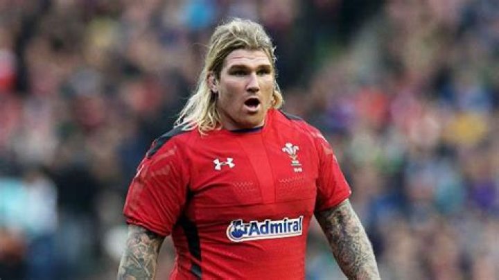 Richard Hibbard - Bio, Age, height, weight, Wiki, Facts and Family