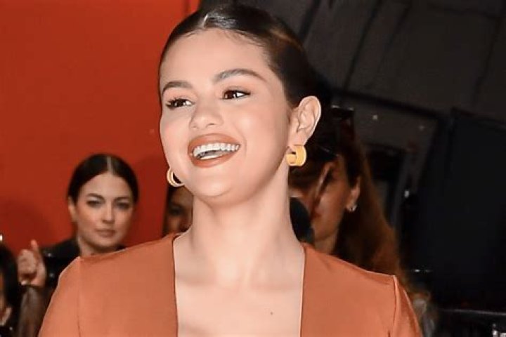 Silvia Vásquez-Lavado: 5 Things About Trailblazing Gay Mountaineer Who Selena Gomez Will Play In New Film