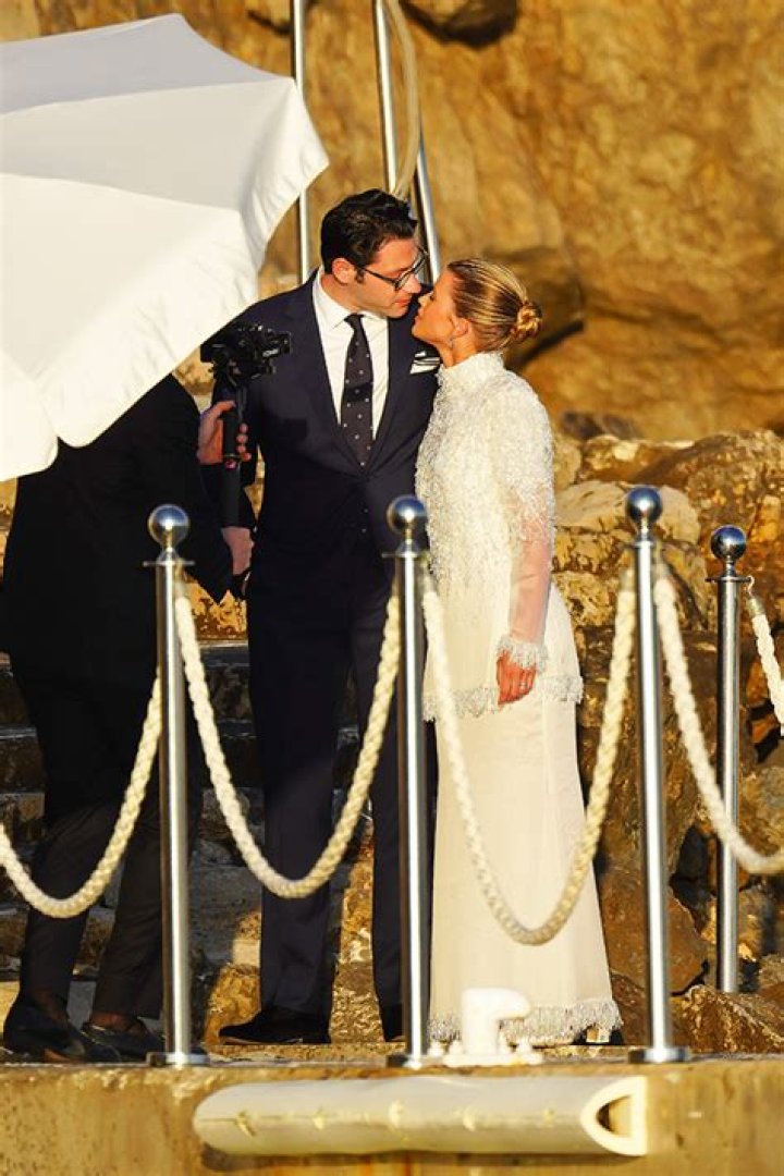 Sofia Richie Wears Beaded Dress At Wedding Welcome Party – Hollywood Life