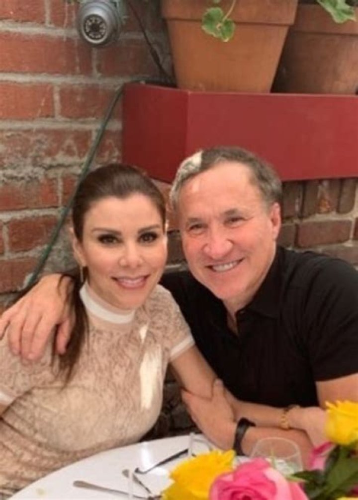 Terry Dubrow Height, Weight, Age, Family, Facts, Biography