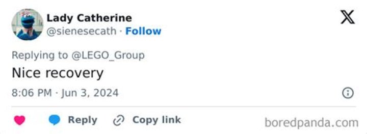 This Is Who's Really Behind Dionne Warwick's Hilarious Viral Tweets