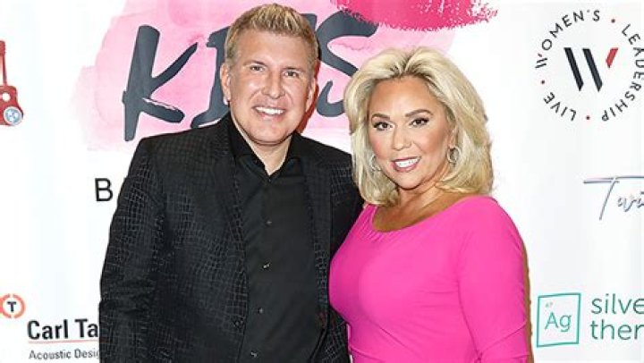 Todd & Julie Chrisley’s Prison Conditions Revealed – Hollywood Life
