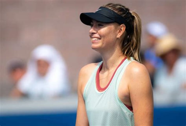 Who Is Maria Sharapova? 5 Things To Know About Tennis Pro – Hollywood Life