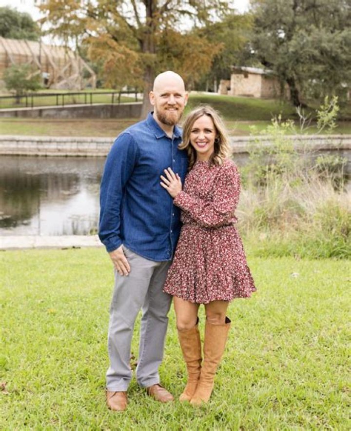 Who is Ryan Gentles Dating Now